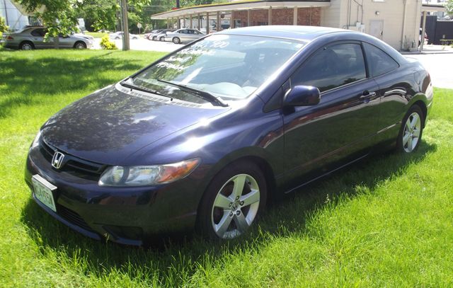 2007 Honda Civic 2dr Reg Cab 120.5 WB