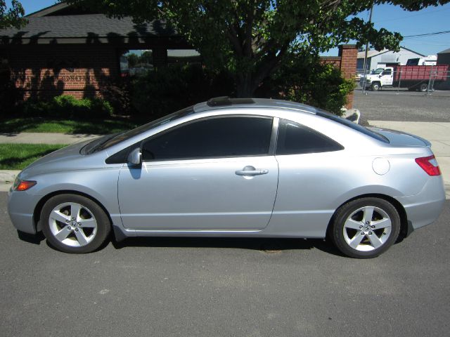 2007 Honda Civic 2dr Reg Cab 120.5 WB