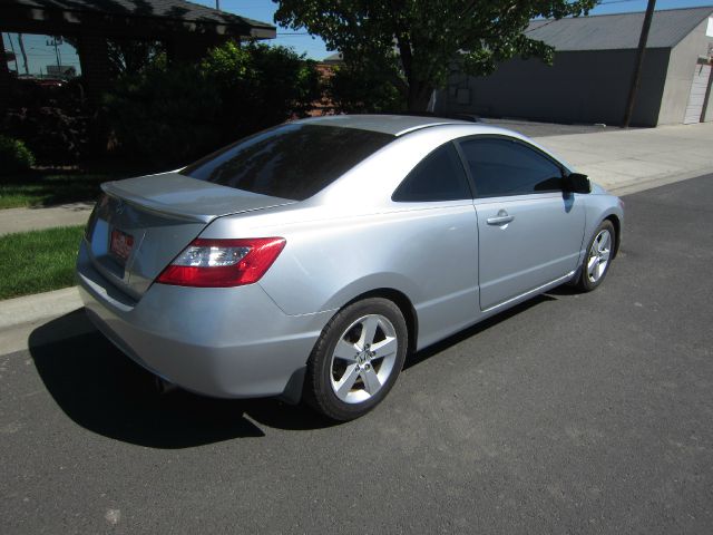 2007 Honda Civic 2dr Reg Cab 120.5 WB