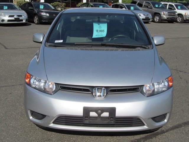 2007 Honda Civic 2dr Reg Cab 120.5 WB