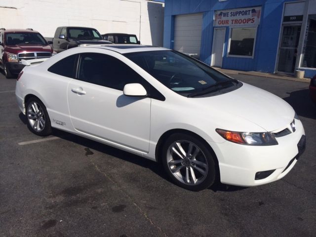 2007 Honda Civic L.T. 4-w.d. 5.3L