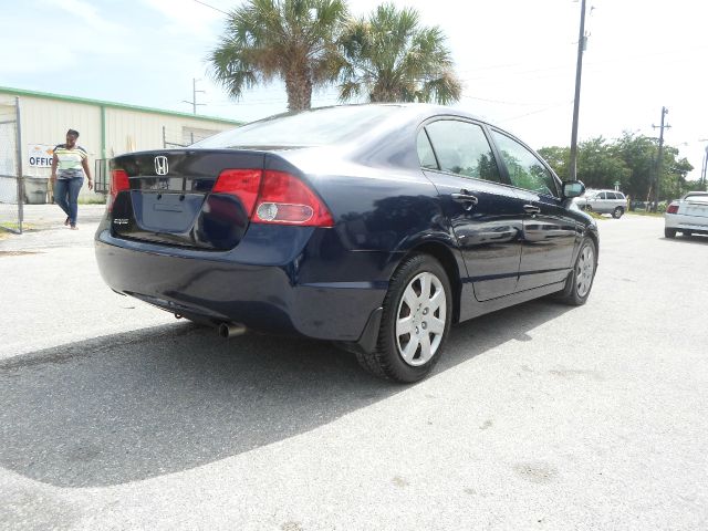 2007 Honda Civic 2dr Reg Cab 120.5 WB