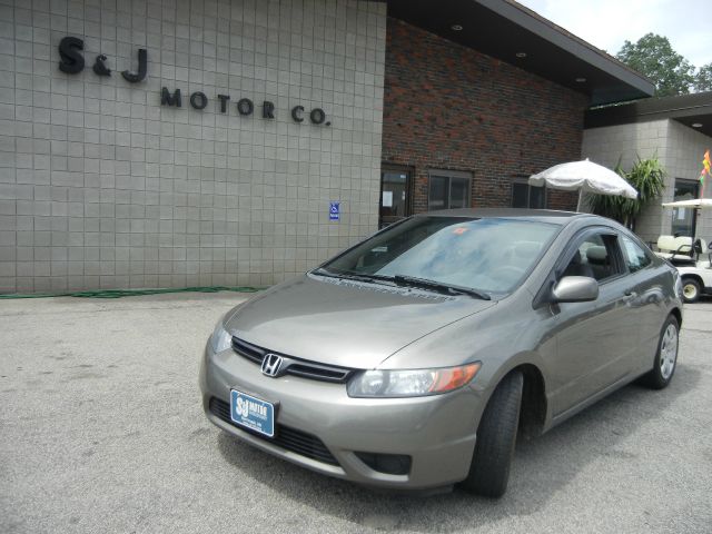 2007 Honda Civic 2dr Reg Cab 120.5 WB