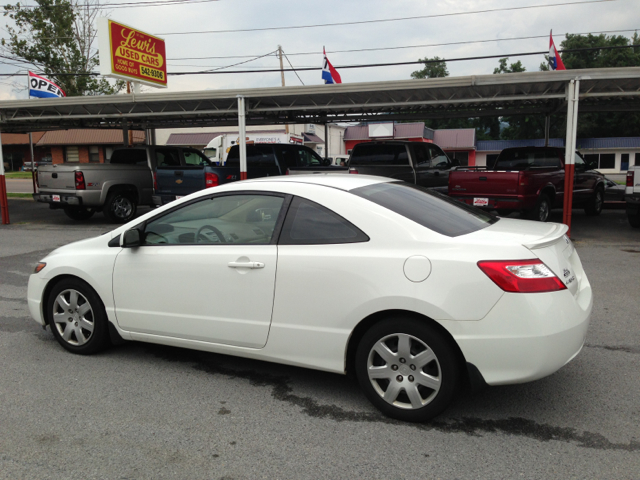 2007 Honda Civic 2dr Reg Cab 120.5 WB