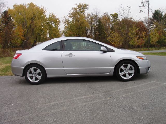 2008 Honda Civic 2dr Reg Cab 120.5 WB