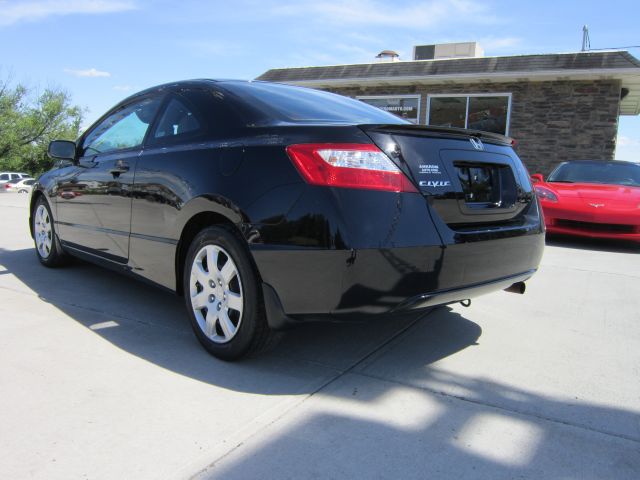 2008 Honda Civic 6.2L V8 RWD W/nav/sun/recaro