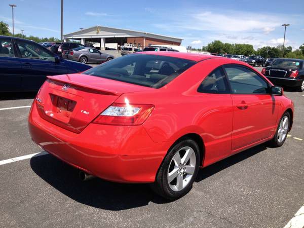 2008 Honda Civic 2dr Reg Cab 120.5 WB