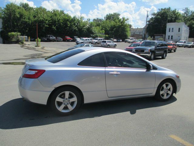 2008 Honda Civic 2dr Reg Cab 120.5 WB