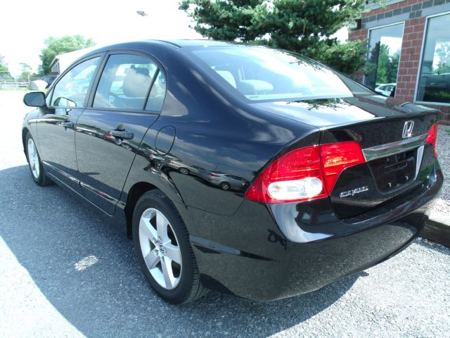 2011 Honda Civic SLT, Duramax, Rims, Loaded