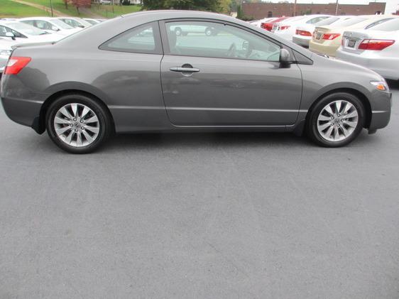 2011 Honda Civic AWD - 7 Passenger At Brookvi