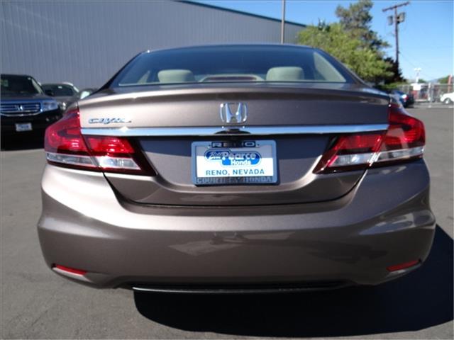 2013 Honda Civic Double Cab SR5