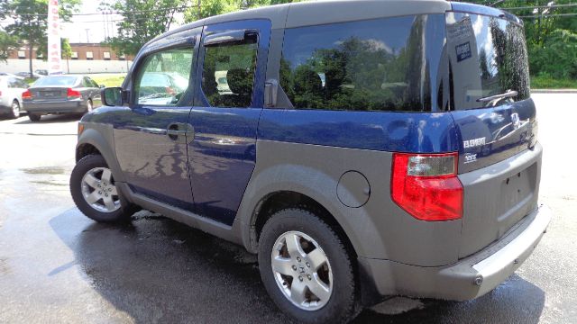 2003 Honda Element Challenger