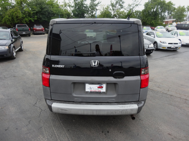 2003 Honda Element Challenger