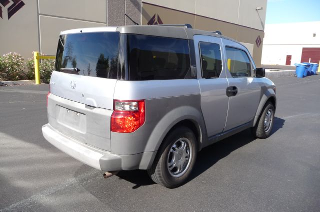 2004 Honda Element GT Coupe 2D