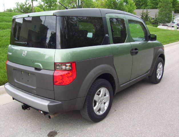 2004 Honda Element Challenger