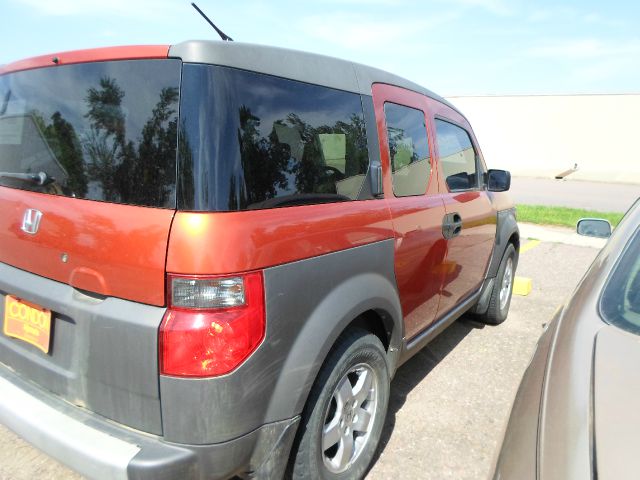 2004 Honda Element Tacoma