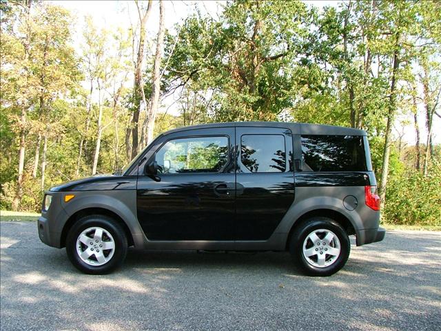 2004 Honda Element Crew Cab 126.0 WB LS