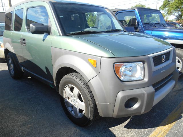 2004 Honda Element Challenger