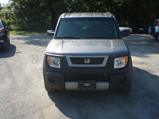 2005 Honda Element XLT 4D