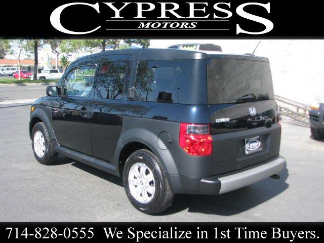 2006 Honda Element BASE LS XTR