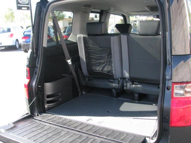 2006 Honda Element BASE LS XTR