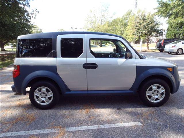 2006 Honda Element 4dr Sdn V6 CVT 3.5 SE Sedan