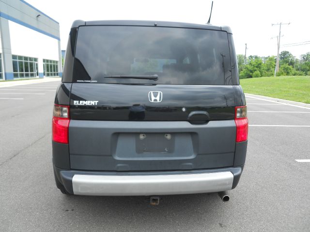 2006 Honda Element Challenger