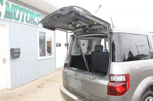 2007 Honda Element 1998 Kia EX