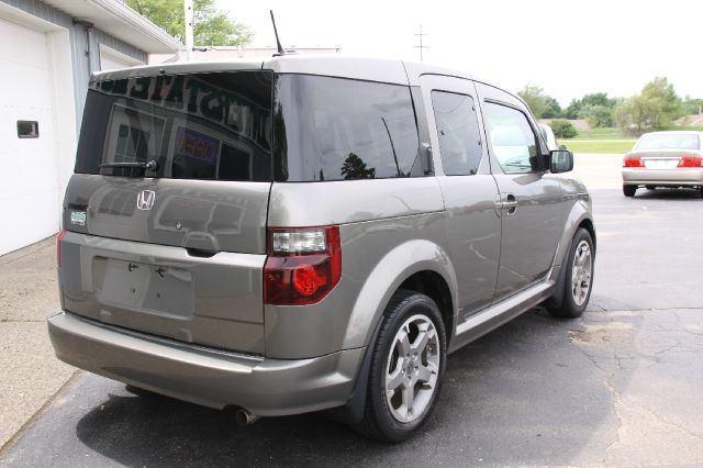 2007 Honda Element 1998 Kia EX