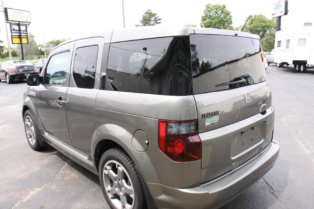 2007 Honda Element 1998 Kia EX