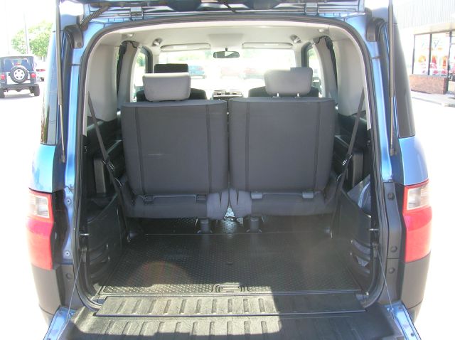 2007 Honda Element LS Truck