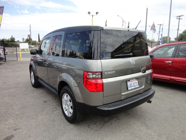 2007 Honda Element Challenger