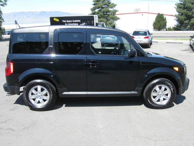 2008 Honda Element Challenger