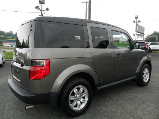 2008 Honda Element Challenger