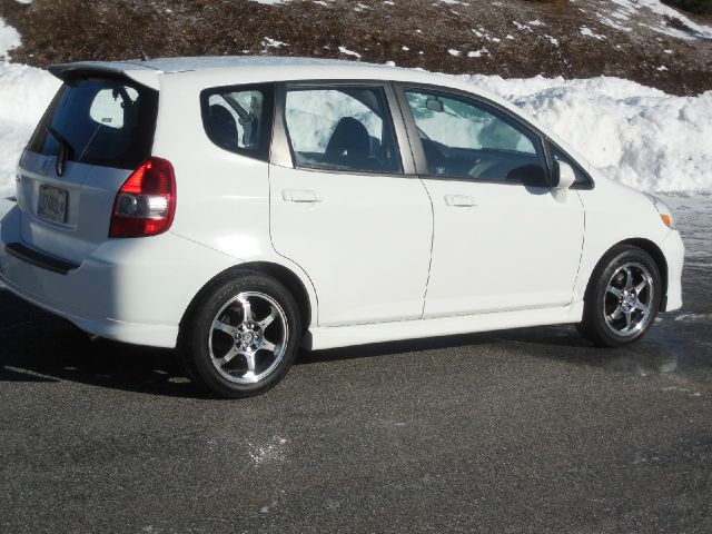 2007 Honda Fit 9-3 4Dr