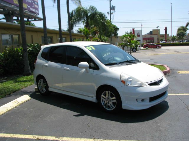 2007 Honda Fit 9-3 4Dr