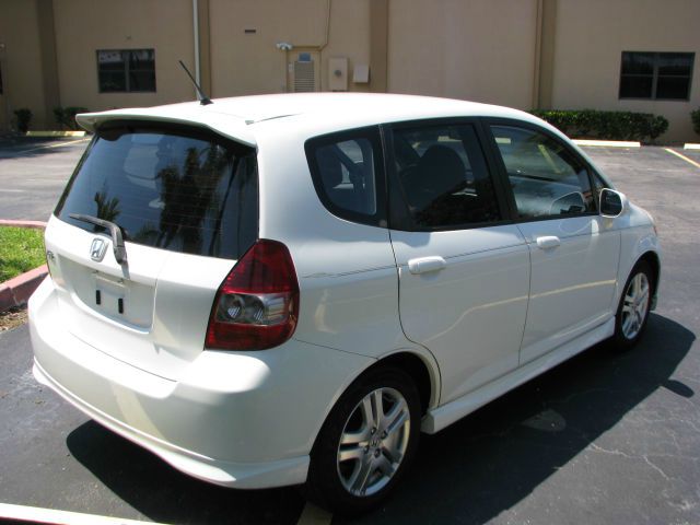 2007 Honda Fit 9-3 4Dr