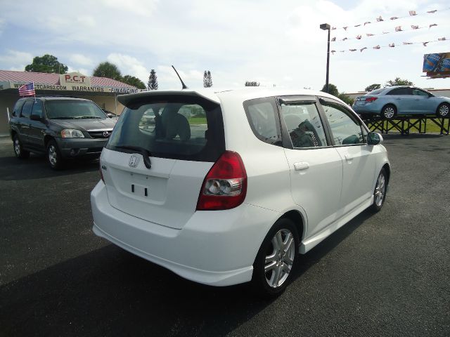 2007 Honda Fit 9-3 4Dr