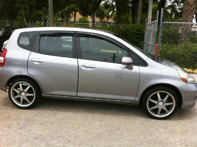 2007 Honda Fit Premium Quattro