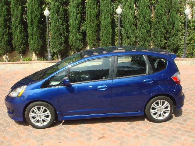 2010 Honda Fit 9-3 4Dr