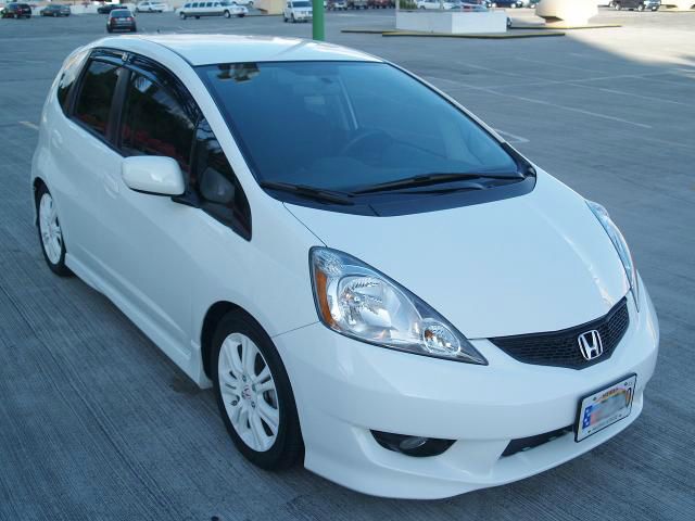 2011 Honda Fit 9-3 4Dr