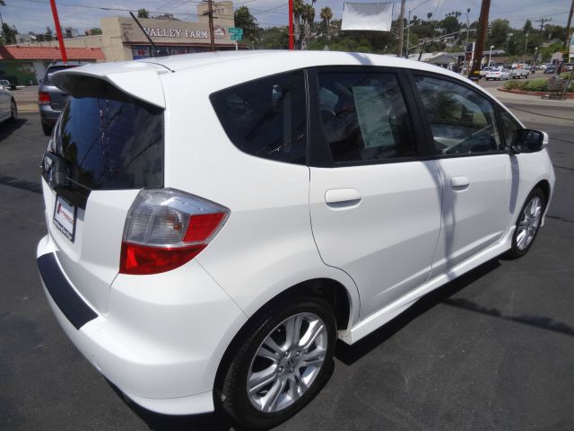 2011 Honda Fit 2WD Crew Cab 143.5 LT1