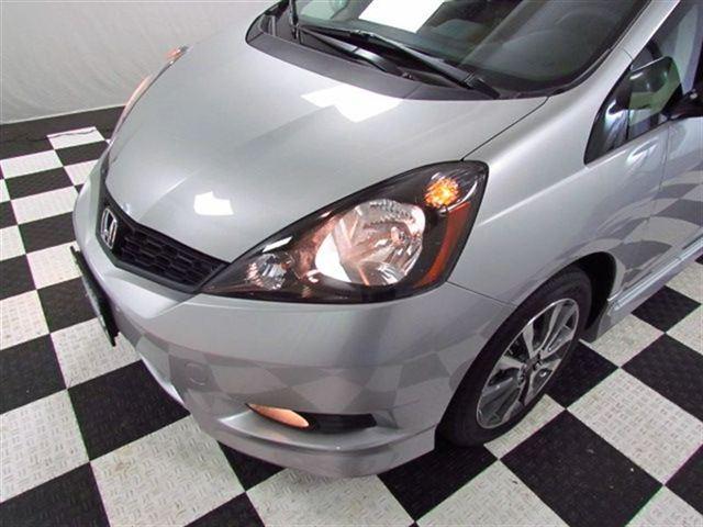 2012 Honda Fit XLT 5 1/2 FT