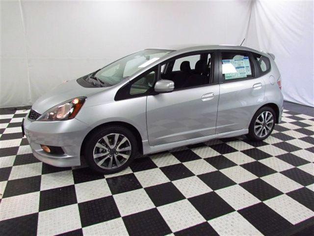 2012 Honda Fit XLT 5 1/2 FT