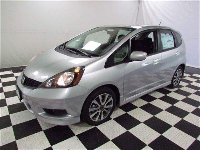 2012 Honda Fit XLT 5 1/2 FT