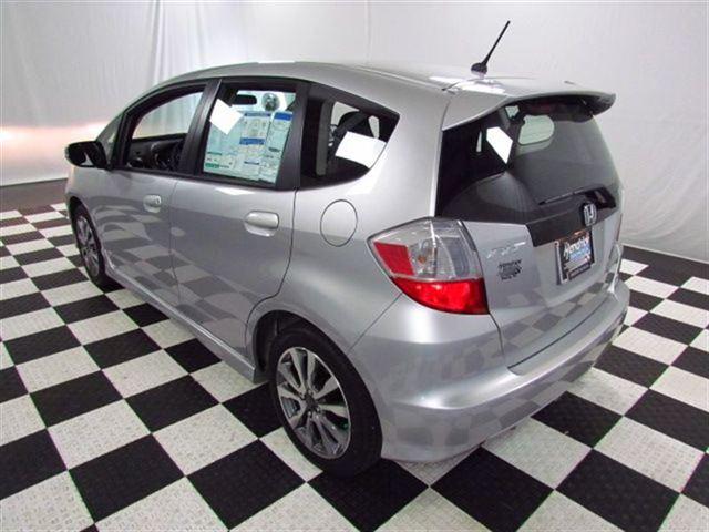 2012 Honda Fit XLT 5 1/2 FT