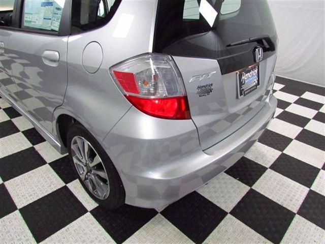 2012 Honda Fit XLT 5 1/2 FT