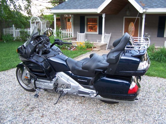 2009 Honda GOLDWING Reg Cab 183.5 WB C5B