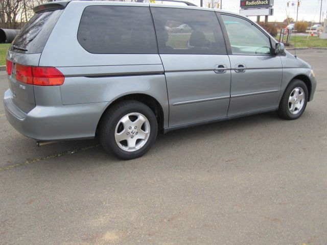 1999 Honda Odyssey LS 2WD