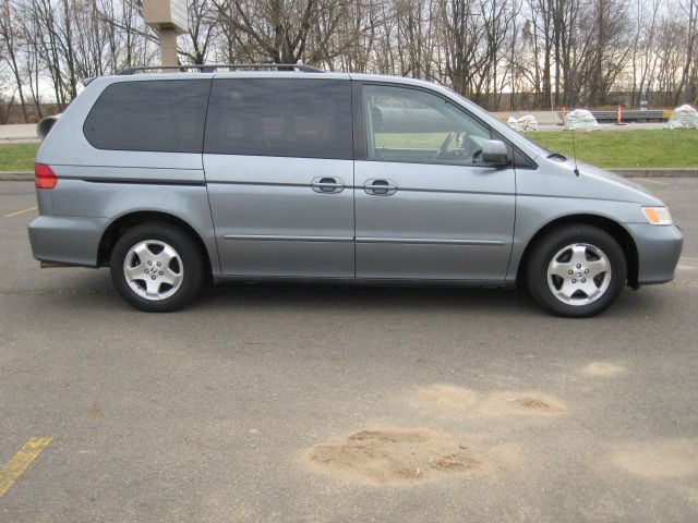 1999 Honda Odyssey LS 2WD